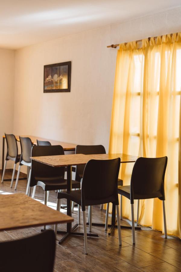 Hostel House 64Biguea 埃尔卡拉法特 外观 照片